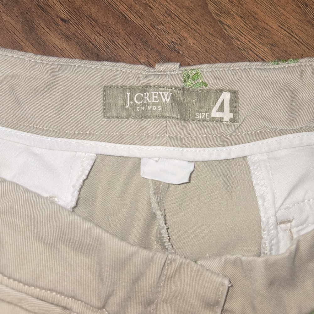 J. Crew Khaki Chino Shorts Beachy Turtle Embroidered Size 4 - Picture 4 of 9